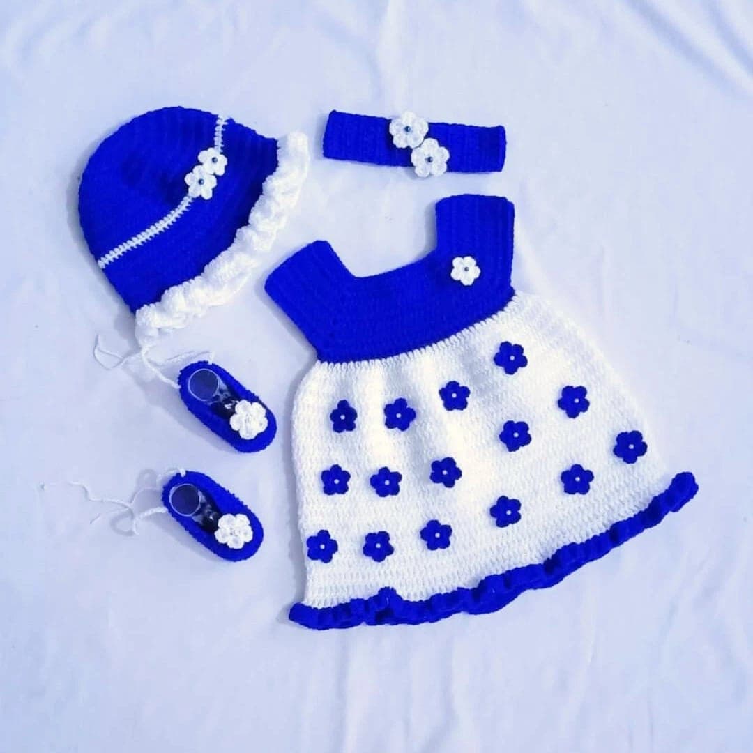 Cosy baby dress